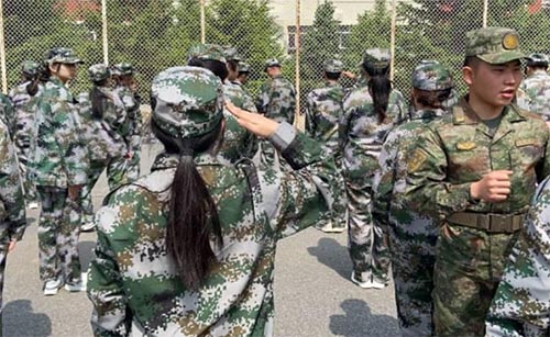 吉林師范大學(xué)博達學(xué)院旅游與地理科學(xué)學(xué)院順利開展軍訓(xùn)