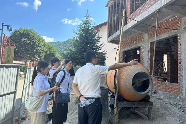 西安工程大學(xué)學(xué)子三下鄉(xiāng)：秦嶺生態(tài)開發(fā)保護(hù)，攜手共建法治