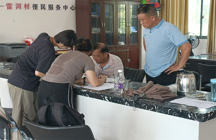 深入田間地頭，關(guān)注農(nóng)戶水稻種植——華中農(nóng)業(yè)大學赴湖北