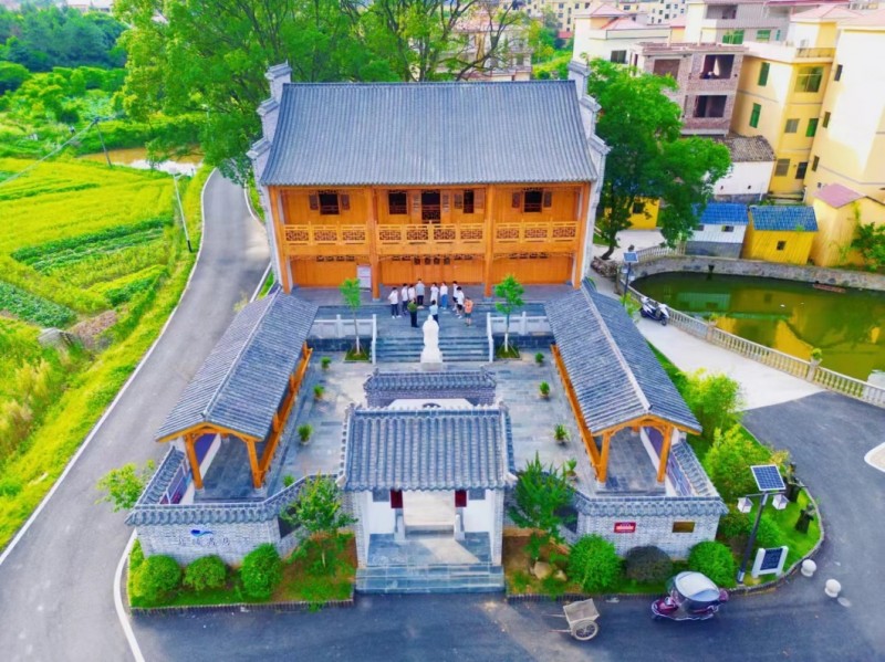 江西農(nóng)大學(xué)子三下鄉(xiāng)：夏日書院情，支教暖人心