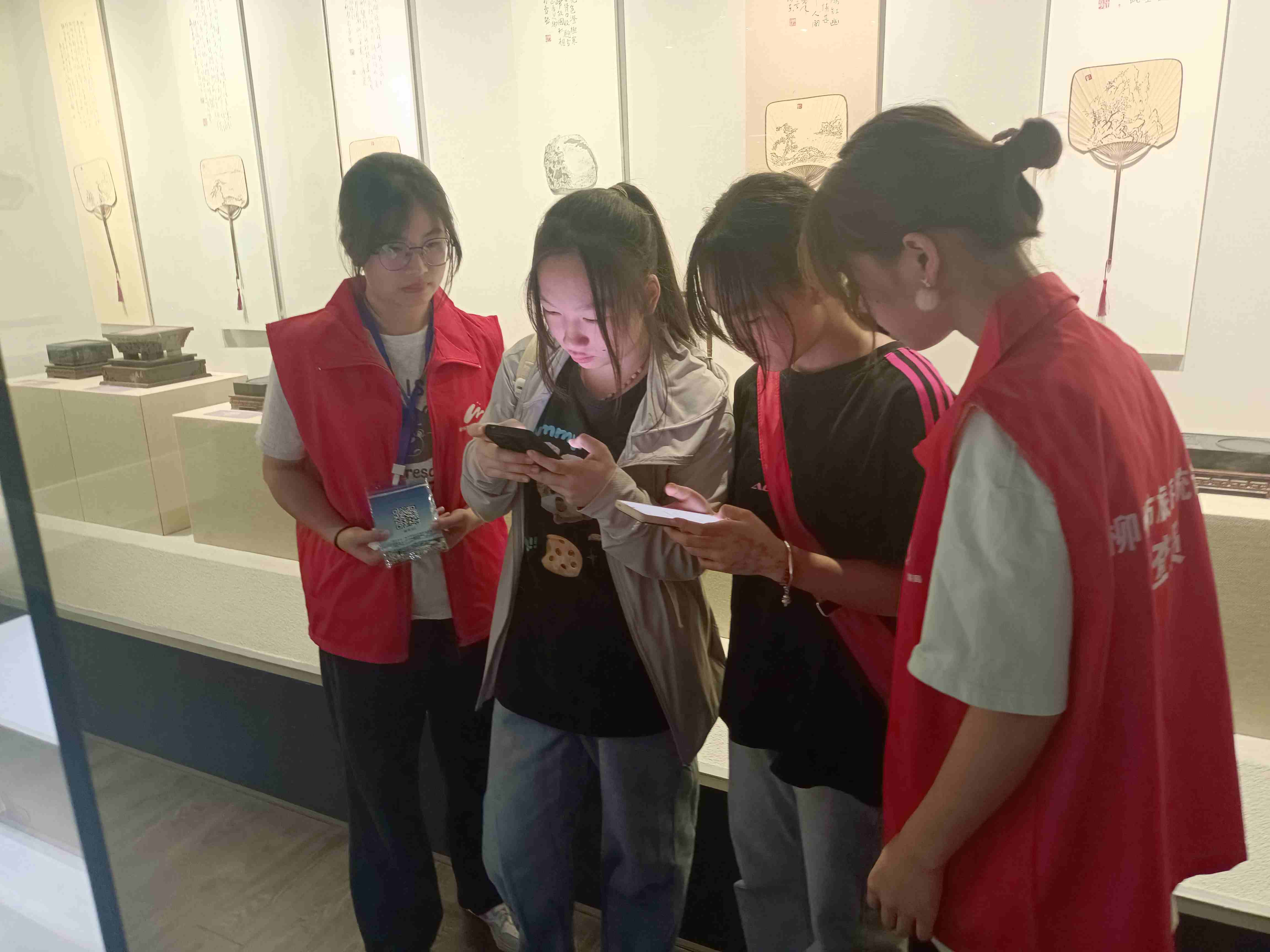 桂航學(xué)子三下鄉(xiāng)：柳州住宿展民情，鄉(xiāng)村發(fā)展肯定行