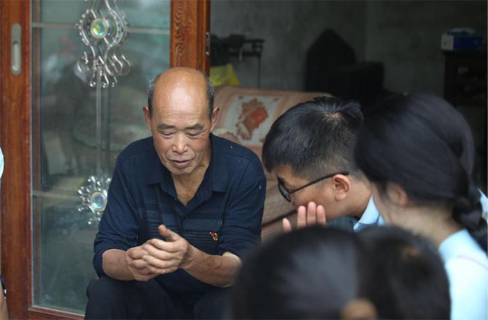 重外院學(xué)子三下鄉(xiāng)：“賡續(xù)紅色基因，聚力鄉(xiāng)村振興”