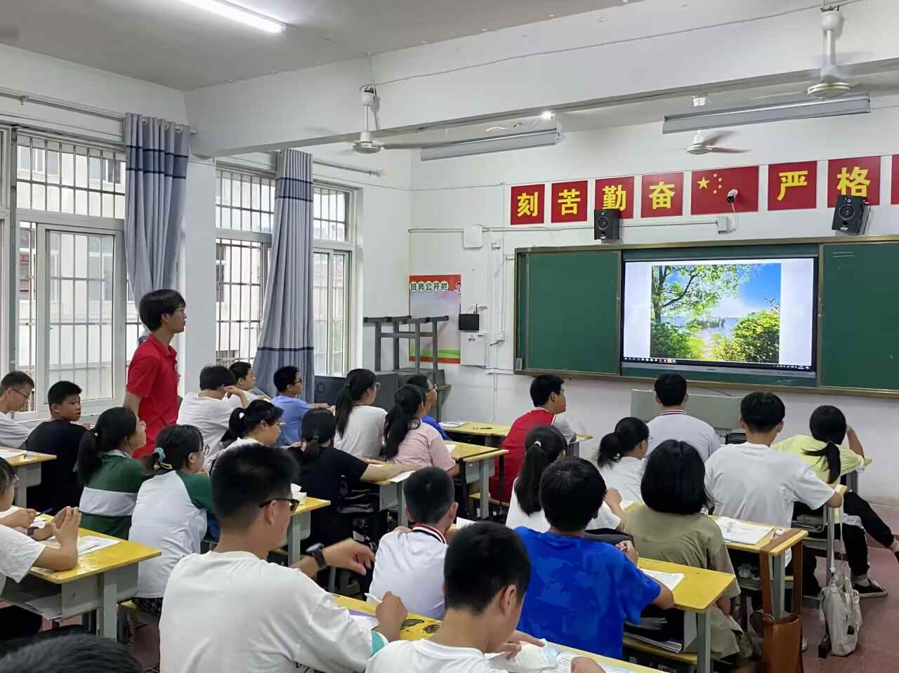 圖顯生活，樂舞青春