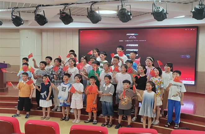 蘇師青年攜手“童”行，凝心聚力筑夢七彩未來