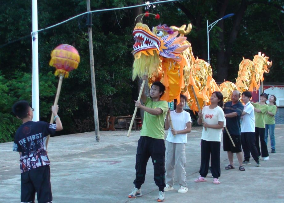 躍動活力風采，創(chuàng)造無限可能——華南師范大學柳夏星火實踐團體育系列課程報道