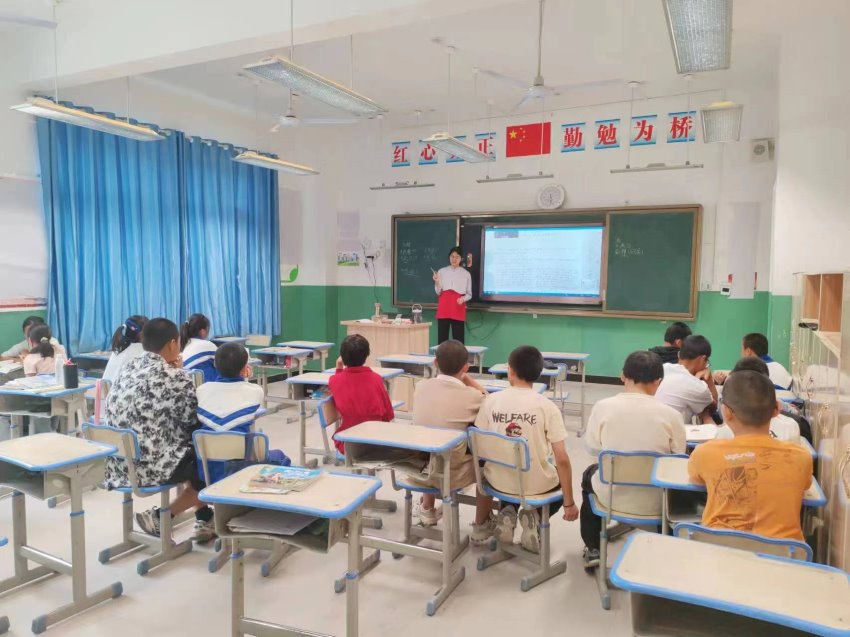 塵夢飛揚間，我心正當時