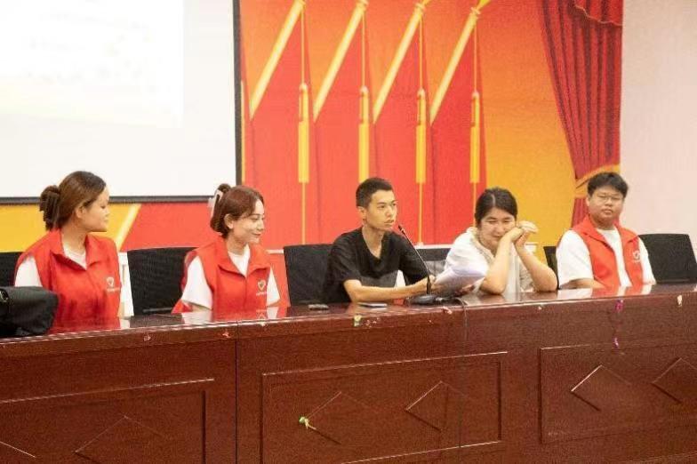 塔里木大學(xué)胡楊學(xué)子三下鄉(xiāng)普法宣傳|預(yù)防校園欺凌，為青少年成長保駕護(hù)航