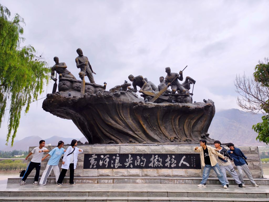 循化大地綻放民族團結(jié)之花，江南學子共繪循化風情畫卷