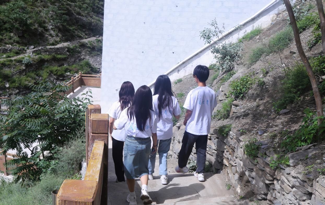 成理學子“三下鄉(xiāng)”實踐紀實：重溫歷史榮光，再啟長征新程