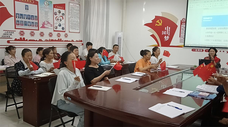 青春獻(xiàn)禮，紅色脈動響徹社區(qū)