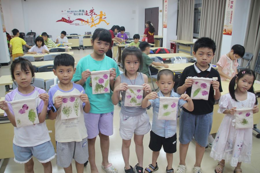 廣東學子青春助力百千萬工程：以手造物，以物寄情
