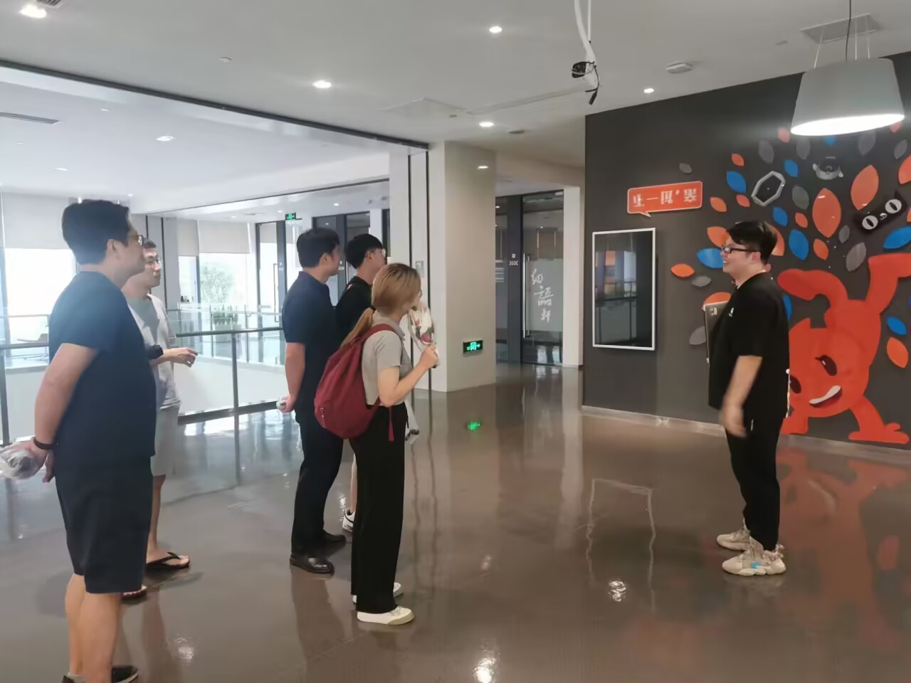 相遇六安 金寨啟航 ——安財(cái)學(xué)子前往金寨縣鄉(xiāng)村振興調(diào)研