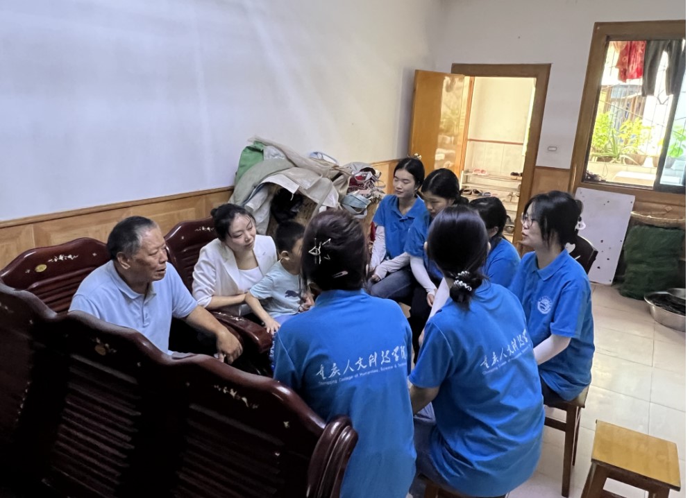 重慶人文科技學(xué)院 | 聆聽(tīng)老兵參戰(zhàn)故事，共筑愛(ài)國(guó)主義精神