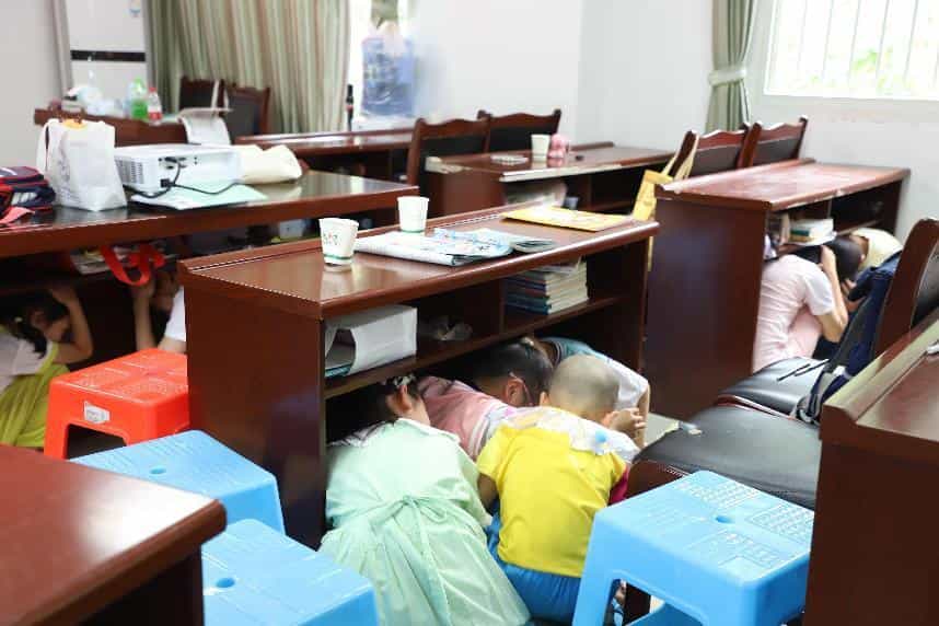 筑牢安全防線，共筑和諧社區(qū)