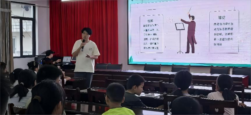 認識自我，成為更好地自己——星空夢想志愿服務(wù)隊宜昌支隊開展心理專題活動