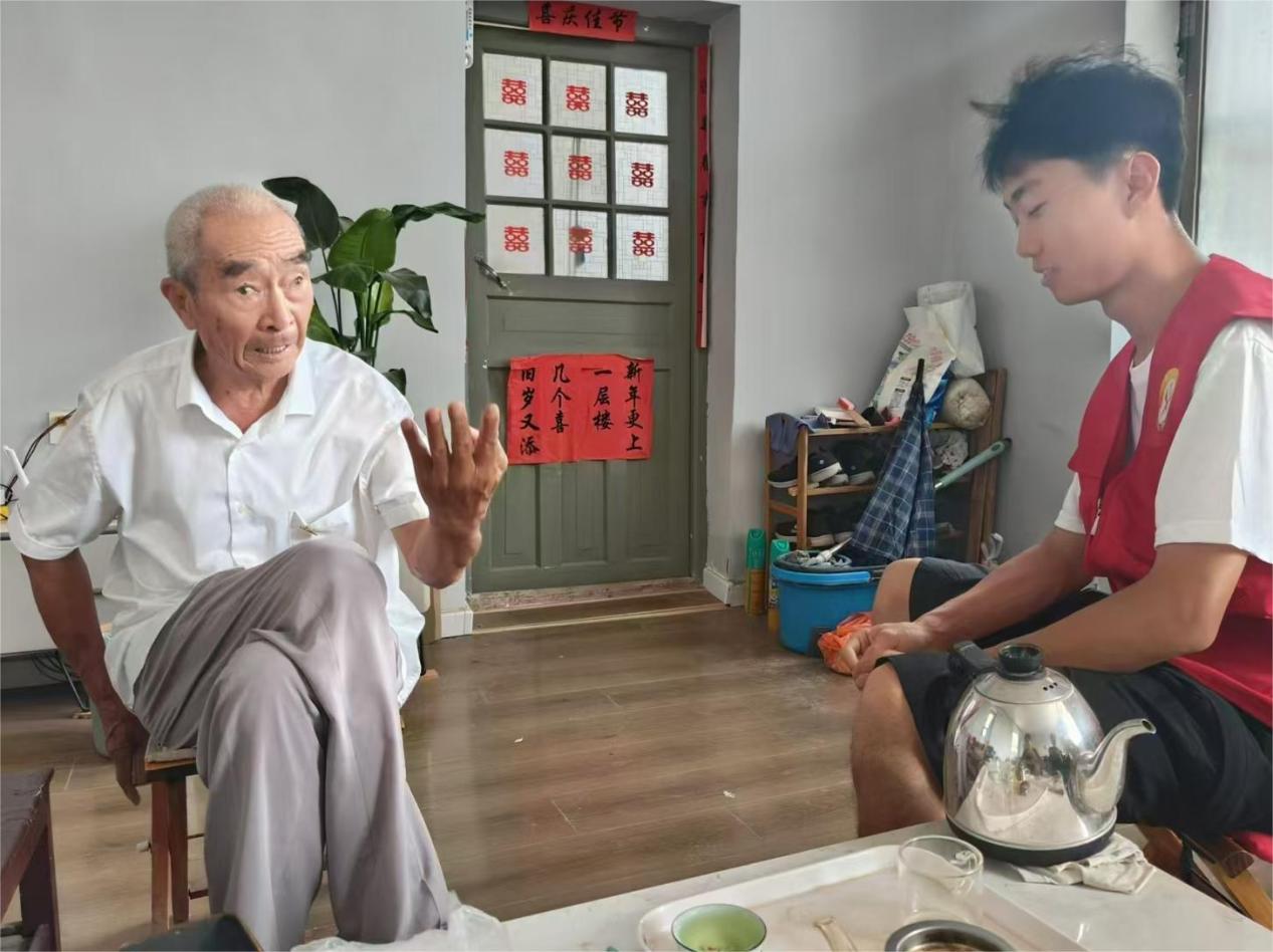 紅色基因永流傳，紅色精神潤童心