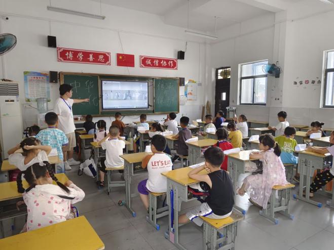 守護中華文脈，傳承歷史智慧：武昌理工學院云夢書韻志愿服務(wù)隊開展主題為“中華文物的保護與傳承”的特色課程