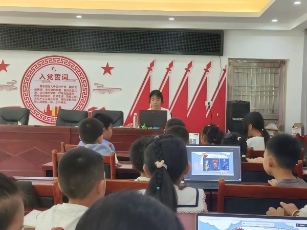 暑期社會實踐：做情緒的主人，讓生活充滿陽光——武昌理工學(xué)院“青春筑夢”通城志愿服務(wù)隊開展心理健康課程