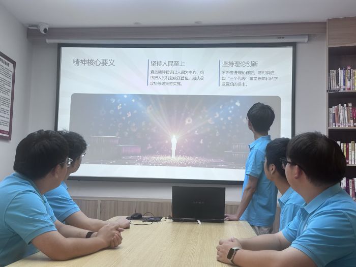 2025暑期“三下鄉(xiāng)”實踐活動——紅色教育深入社區(qū)，傳承精神慶祝華誕