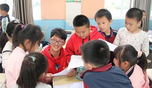 心相隨，愛永伴——商學院青年志愿團五月支教活動順利舉行