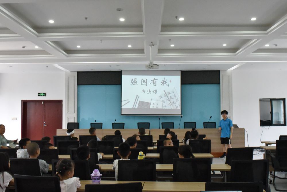 【2024三下鄉(xiāng)】墨香傳情，強(qiáng)國有我 ——長江師范學(xué)院馬克思主義學(xué)院“青春星火筑夢團(tuán)”開展“大鵝周末課堂”活動