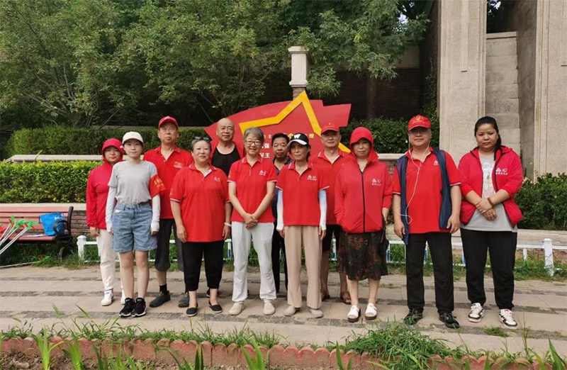 謙遜學(xué)習(xí)，實(shí)踐躬行，讓青春之花開在基層沃土