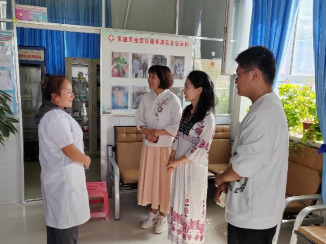 人民心上放，血壓手中量