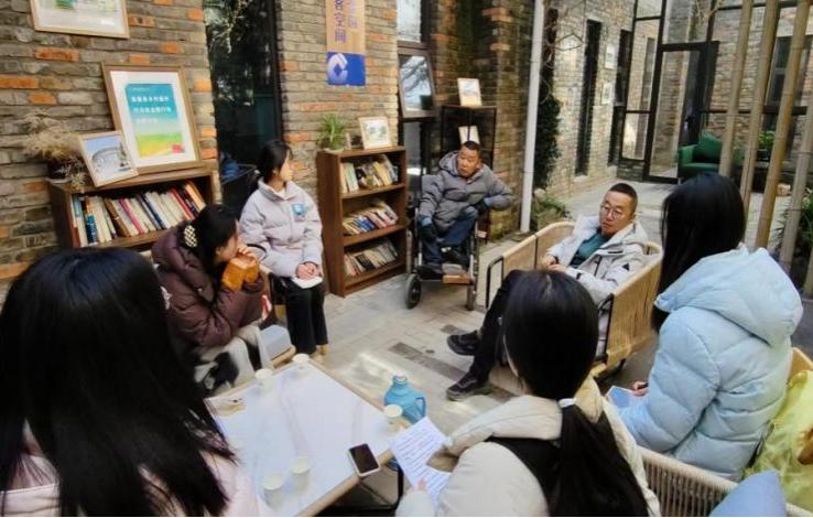 馬郢村的“尋寶計(jì)劃”：鄉(xiāng)村振興中的老齡化破局之路——國際經(jīng)濟(jì)貿(mào)易學(xué)院“同心振鄉(xiāng)隊(duì)”赴合肥市馬郢村開展寒假社會實(shí)踐