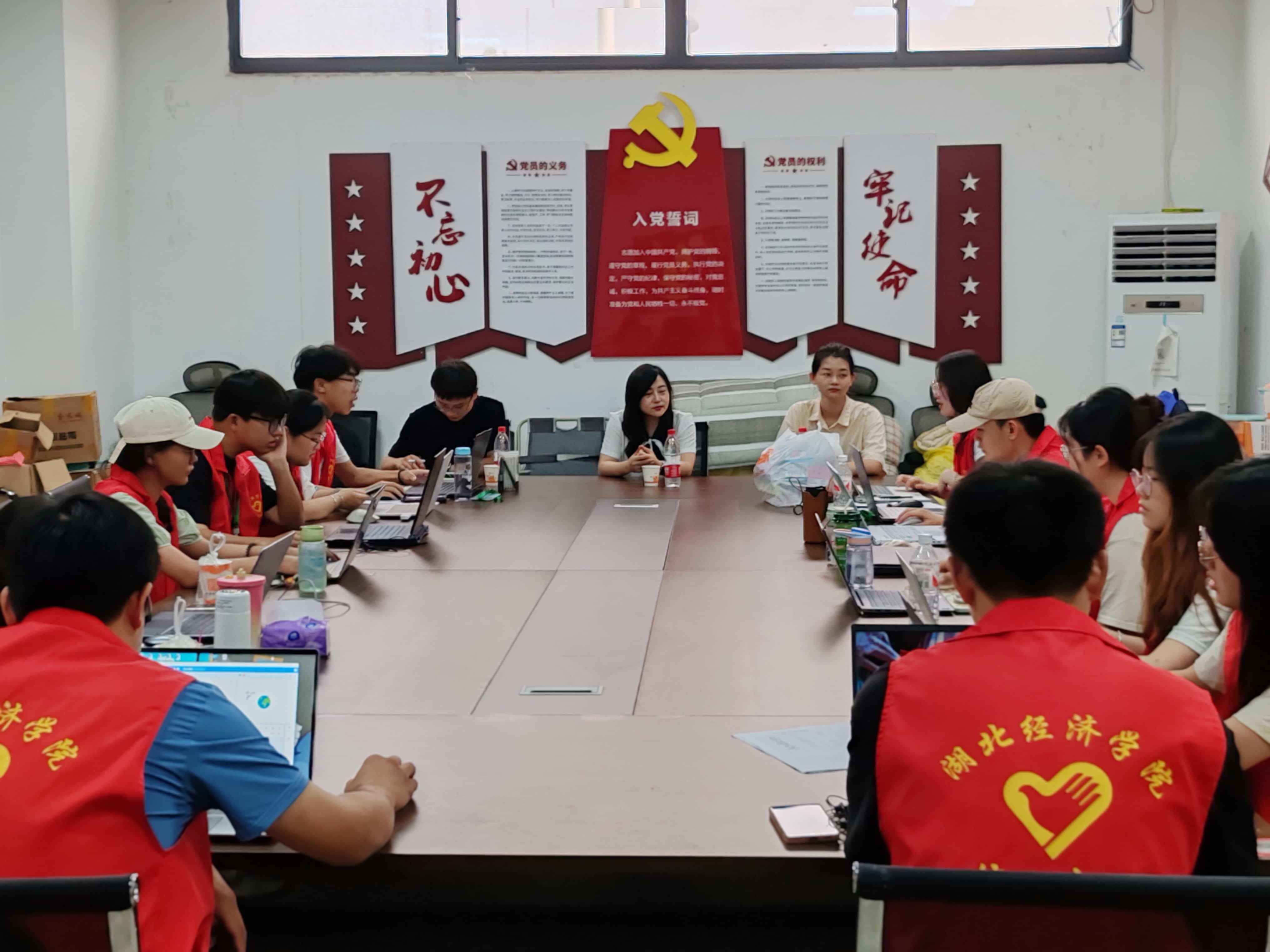 七彩課程促成長(zhǎng)，微光IE暑托班特色活動(dòng)顯成效！