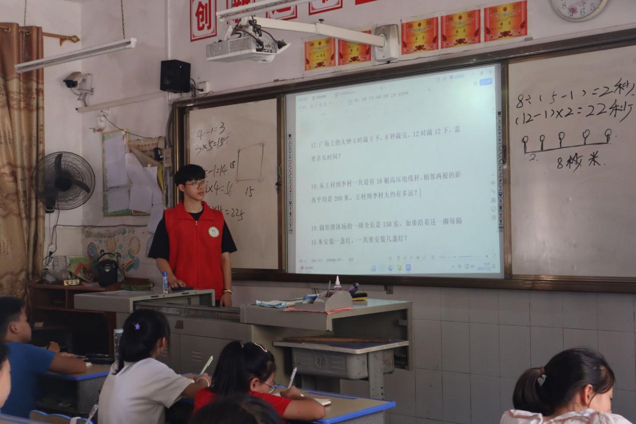 南理學(xué)子三下鄉(xiāng)|支教之光映鄉(xiāng)村 并肩耕耘與未來