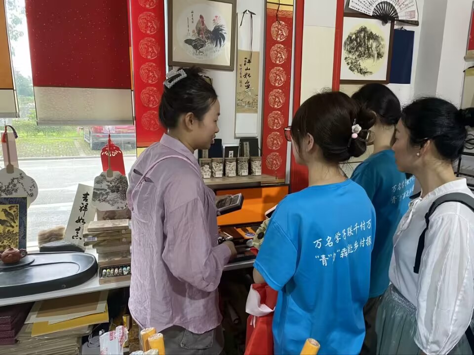 走進宣城涇縣，弘揚宣紙文化 —— 安農(nóng)大學子走進宣城市涇縣