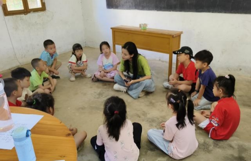 美育潤童心，藝術(shù)筑夢想——華南師范大學柳夏星火實踐團美育系列課程報道