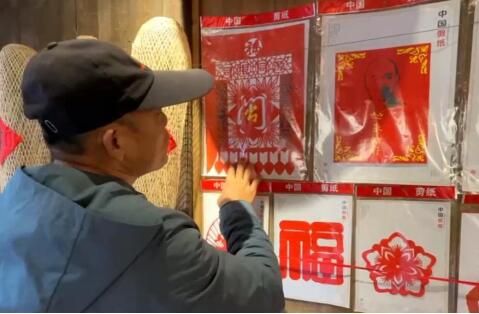 探八閩文脈寶庫(kù)，尋紙上刀光剪影——福建師范大學(xué)剪影匠心實(shí)踐隊(duì)赴莆田開(kāi)展社會(huì)實(shí)踐活動(dòng)