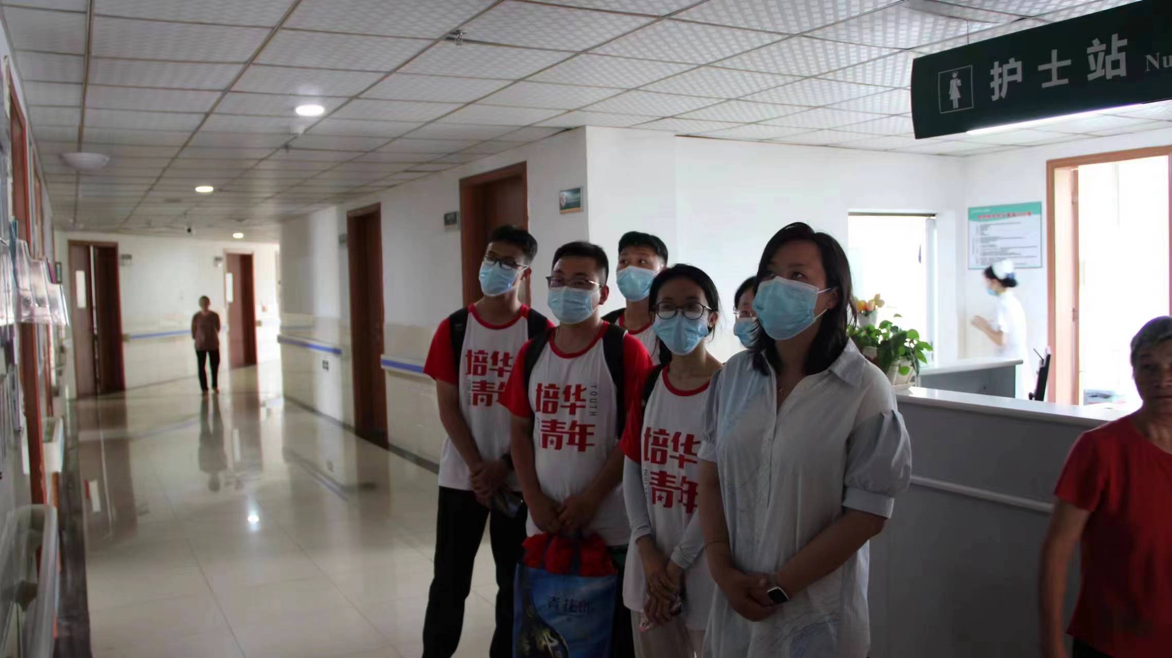南丁格爾護理志愿者服務(wù)隊赴定南縣第一人民醫(yī)院參觀學(xué)