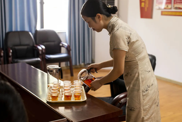 承科技之光，揚(yáng)清遠(yuǎn)茶韻