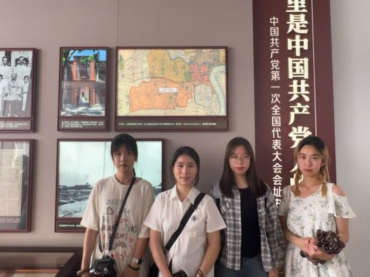 ”賡續(xù)紅色血脈，砥礪奮進力量”紅色研學實戰(zhàn)-—南通理工學院海安校區(qū)紅色信使尋訪團