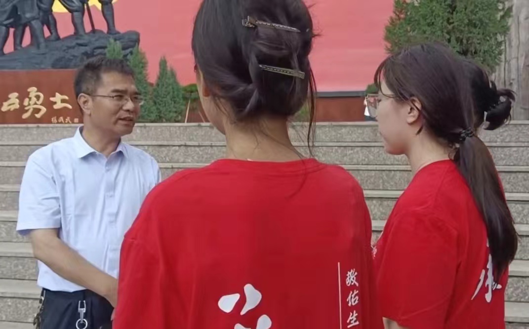 承德醫(yī)學(xué)院“薪火相傳，筑夢(mèng)未來(lái)”暑期社會(huì)實(shí)踐服務(wù)隊(duì)“三下鄉(xiāng)”社會(huì)實(shí)踐活動(dòng)圓滿(mǎn)結(jié)