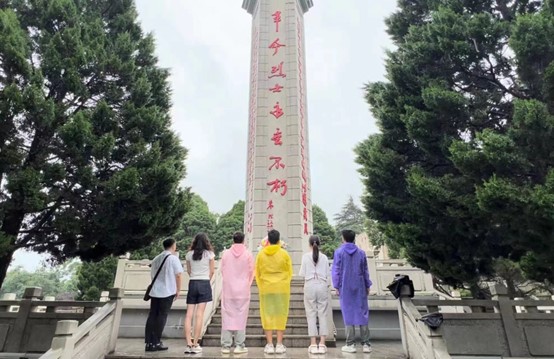 紅色信陽行，共筑愛國心