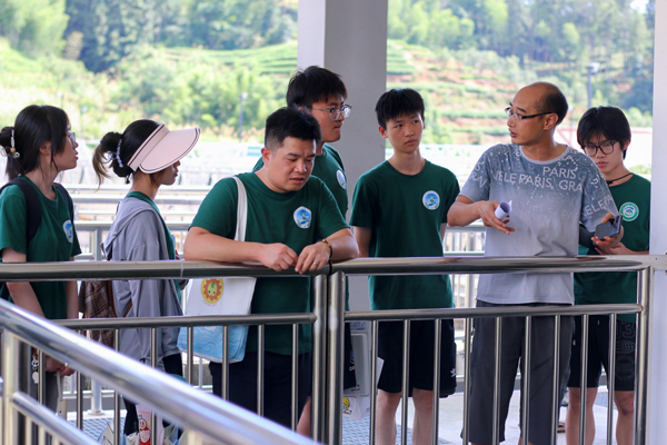綠意探秘，共筑碧水夢——福建師范大學暑期社會實踐隊赴崇陽溪開展幸福河湖實踐活動