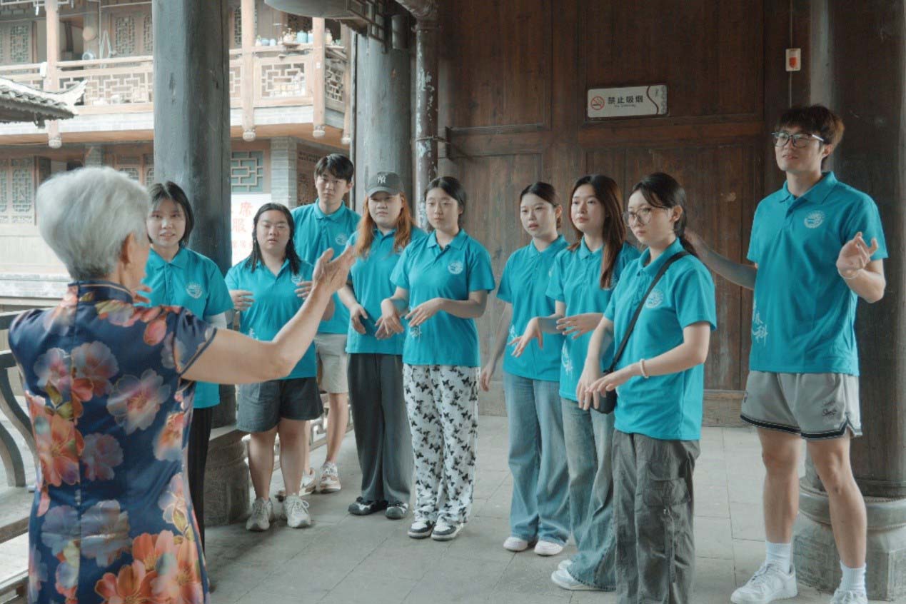 重人科學(xué)子三下鄉(xiāng)：古韻非遺潤?quán)l(xiāng)土，文化振興譜新篇