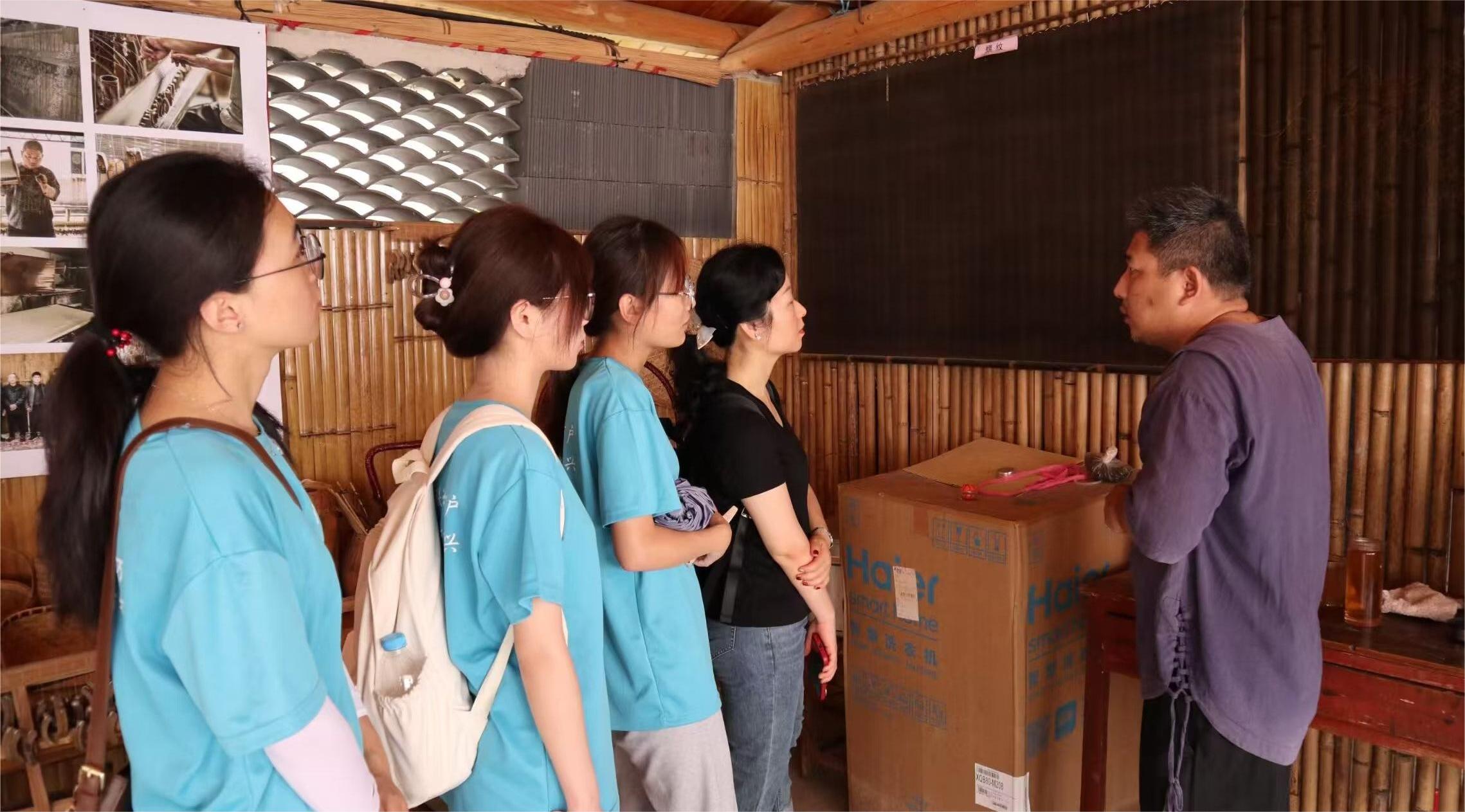 安農(nóng)大學(xué)子三下鄉(xiāng)：傳承與創(chuàng)新，探尋涇縣宣紙文化力量