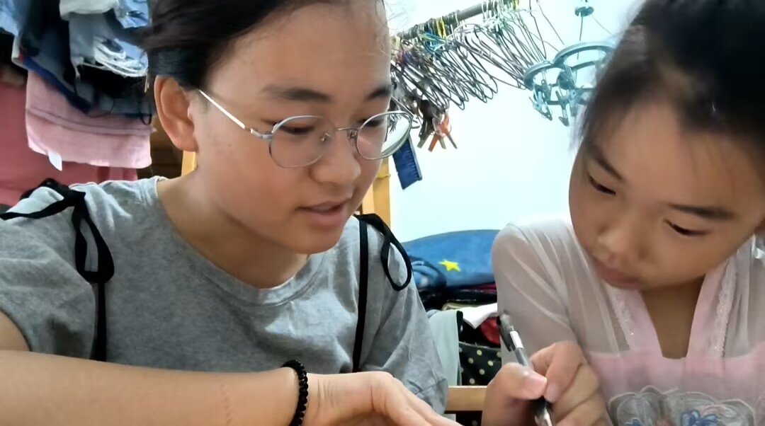 “情牽留守，愛暖童心”暑期社會實踐——舉行義務支教，筑夢留守兒童