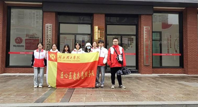 推廣普通話，異域?yàn)橐患?></a></li></ul>
<ul class=