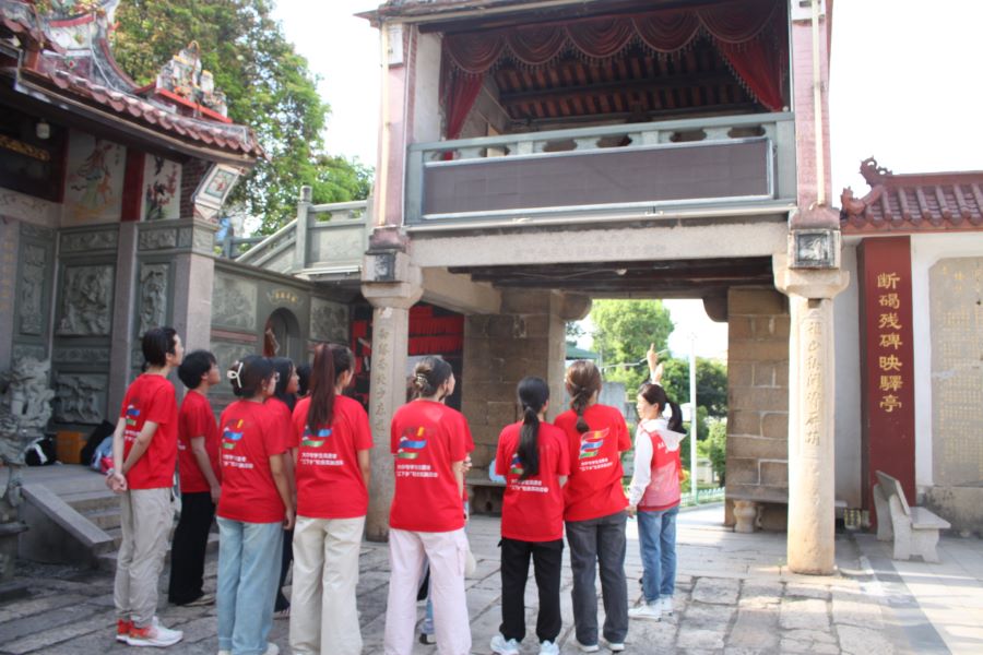 廈門(mén)醫(yī)學(xué)院“集善匯美，實(shí)踐遞醫(yī)”實(shí)踐隊(duì)三下鄉(xiāng)活動(dòng)總結(jié)